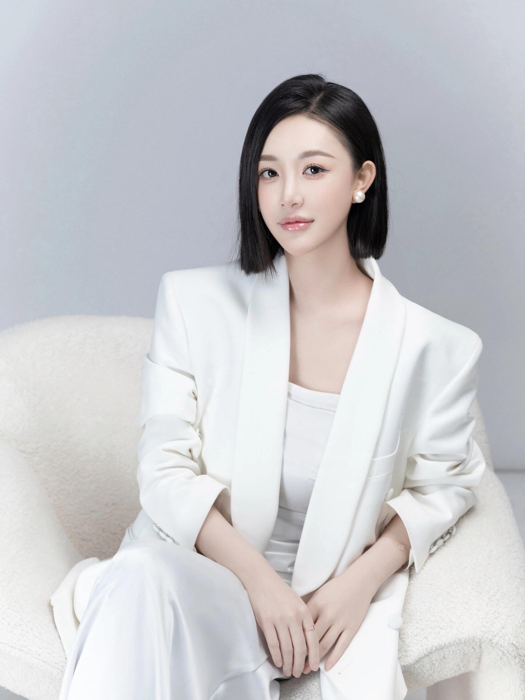 大女主风格写真大片