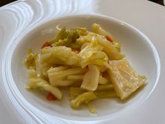 开胃花菜梗-杭州和达希尔顿逸林酒店·和园中餐厅-杭帮菜名店