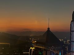 -Hi City·城市之巅