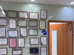 -茂菊口腔连锁(浦东南路店)