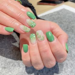 -天生爱美甲