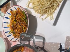 -黄记煌三汁焖锅(新佳丽江汉路店)