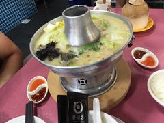 -Whampoa Keng Fish Head Steamboat @ Balestier