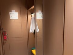 -上海南京路步行街假日酒店