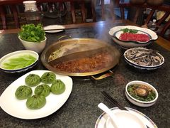 -小天鹅火锅·一线江景洪鼎旗舰店(洪崖洞店)