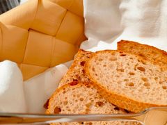 -LESCEDARS Brasserie Bistro香柏树