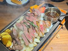 -满满初牛·炭烧牛肉专门店(国大店)