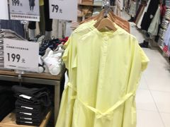 -优衣库(上海金桥国际商业广场店)