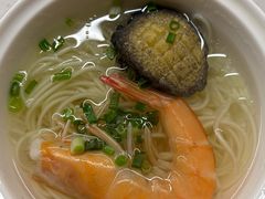 -红鼎豆捞·专注品质海鲜20年(宝丰路店)