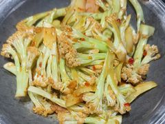 -蜜桃餐厅·伴山(绿宝广场店)