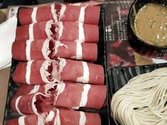 -呷哺呷哺(新世界百货望京店)