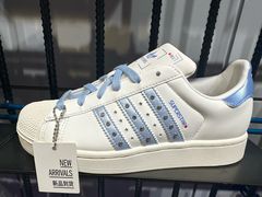 -adidas(滔搏朝阳大悦城店)