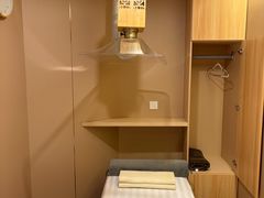 -世医堂推拿艾灸(淮海路店)