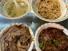 -金杨拉面王小吃面馆·牛三宝面·红烧牛肉粉