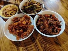 -老三样·美食研究中心(世贸路店)