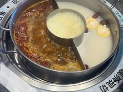 豆浆+鱼汤-江小渔鲜鱼火锅(经济开发区店)