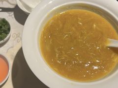 蟹粉鱼翅-成隆行·蟹王府(九江路店)