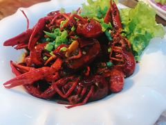 麻辣小龙虾-老姑砂锅·烧烤天津菜(体北道店)