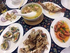 -拉威海鲜市场