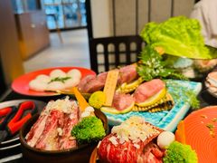 -山川小町·极番烧肉(新地假日广场店)