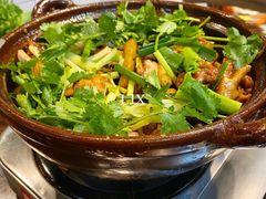 -胡须佬鸡煲四季火锅(海雅缤纷城店)