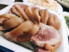 咸蹄髈二吃-吾介小籠館