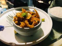 -佬麻雀·新湘菜(东方宝泰店)