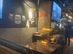 -麦凯伦烧烤·精酿超级工厂店(金桥总店)
