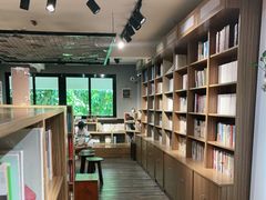 -晓风书屋(大学路店)