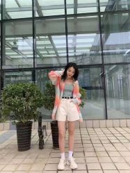 -妃格美发沙龙·烫发·染发