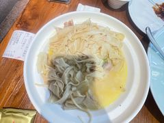 -金枝玉叶上海人家食府(三里河店)