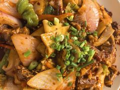 胡羊焖饼-老钟家烤羊排·敦伊阁清真餐厅胡羊焖饼