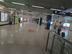 -常熟路(地铁站)