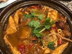肥肠臭豆腐砂锅-南京大牌档(香港广场店)