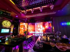 -温莎KTV(珠江路店)