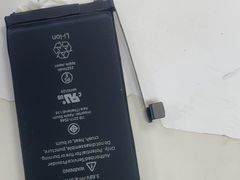 -Apple Store苹果手机电脑售后维修中心(浦东店)
