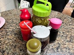 -万利洪记粉面美食
