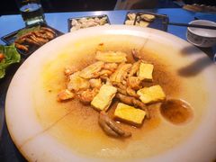 -冰冰龙虾·江湖菜·花园江景餐厅