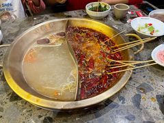 红白鸳鸯-小龙坎火锅(全球总店)