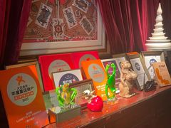 -弦月窗LUNETTE BY AMANDA(复兴路店)