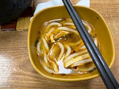 -天瑞福云南过桥米线(十里河店)