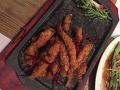 -胡桃里乐队酒馆(鎏嘉码头店)