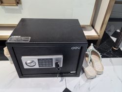 -鼎极摄影(朝阳CBD店)