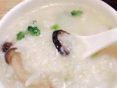 -粤仔湾砂锅粥(广益哥伦布店)