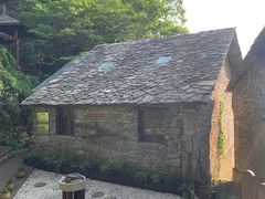 -高荡千年布依古寨旅游景区