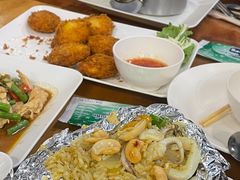 -两兄弟Song Pee Nong(2号店)