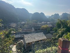 -高荡千年布依古寨旅游景区