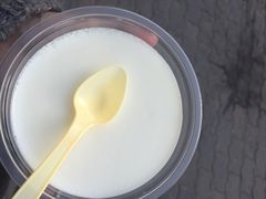 雪露酸奶-雪露酸奶