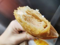 草莓白桃派-麦当劳(广州新港东路第二分店)