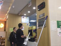 -华莱士·全鸡汉堡(五爱道店)